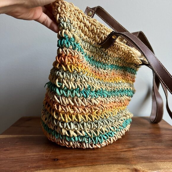 LAST CHANCE Retro Capelli Straworld Multicolored Woven Knit Straw Bucket Bag - Picture 4 of 6